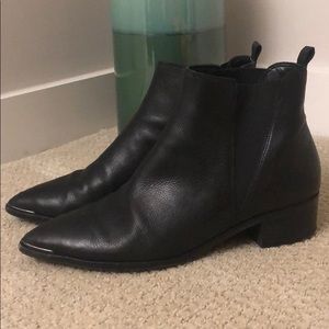 Marc Fisher LTD Yale Boots